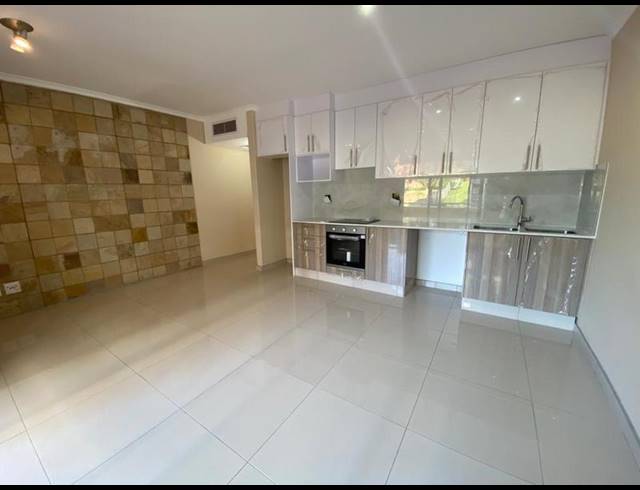 1 BEDROOM PROPERTY TO RENT IN UMHLANGA RIDGE